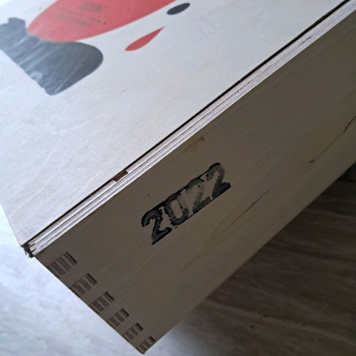 Wooden Megas Oenos Skouras box like new