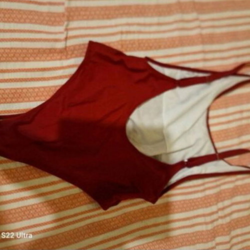 Cool brand burgundy red one-piece swimsuit, large