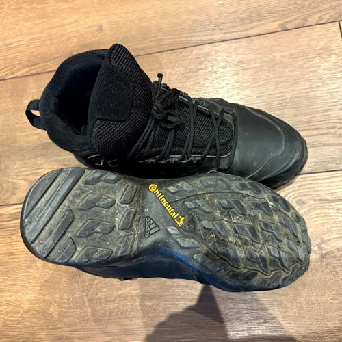 Adidas Terrex AX3 Beta Mid boots size 41.5, black