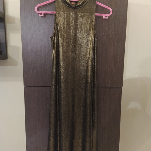 Gold dress new, size S, M, loose fabric
