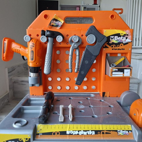 Beta Workbench with Tools like new