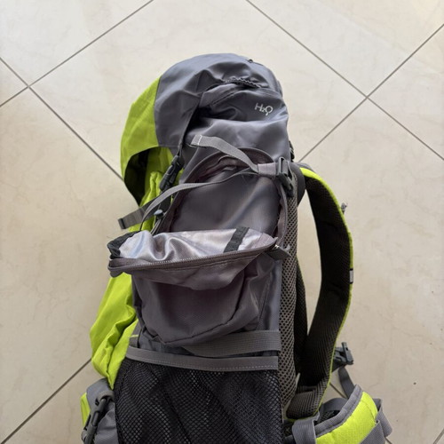 Polo Voyager 45+ climbing backpack like new with waterproof cover