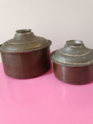 Set of 2 used copper pots from the 1950s-60s