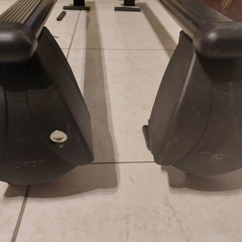 Roof Bars for Audi A6 Sedan ('98-'04) like new, complete set