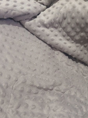 Double-sided baby crib blanket, pink and grey