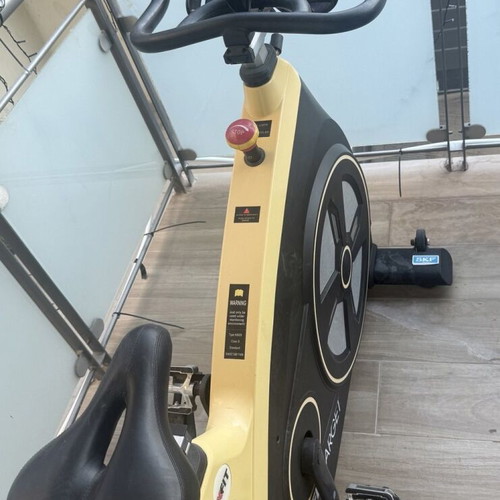 X-FIT Speeding Target Pro professional spinning bike like new