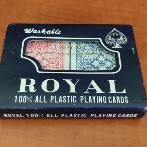 Royal playing cards set 2 sealed, 100% all plastic