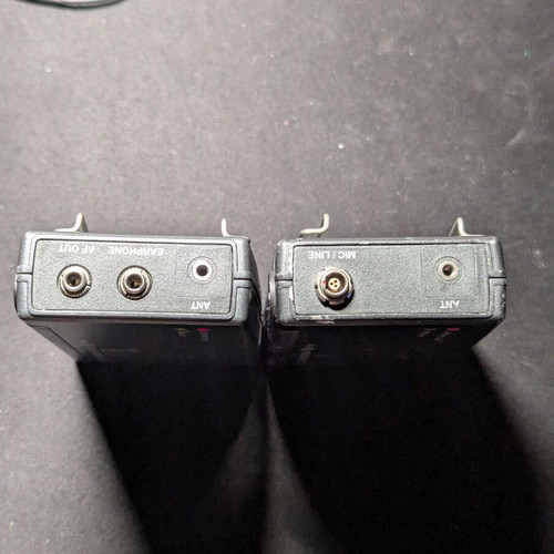 Sennheiser EW 500 Wireless System with Gold MKE 2-5 Microphone used