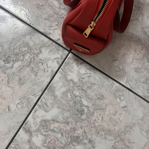 Shoulder bag new, red, with dust bag