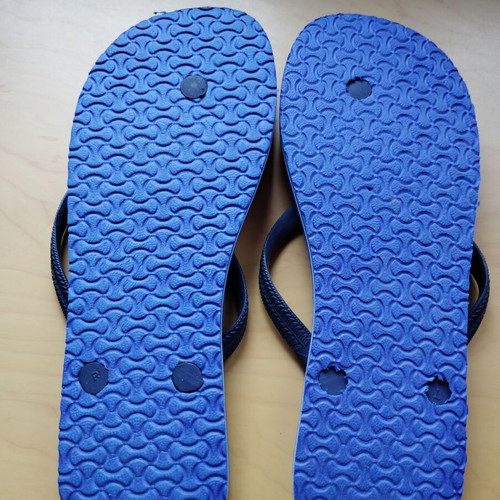 Flip-flops like new, size 43/44, blue