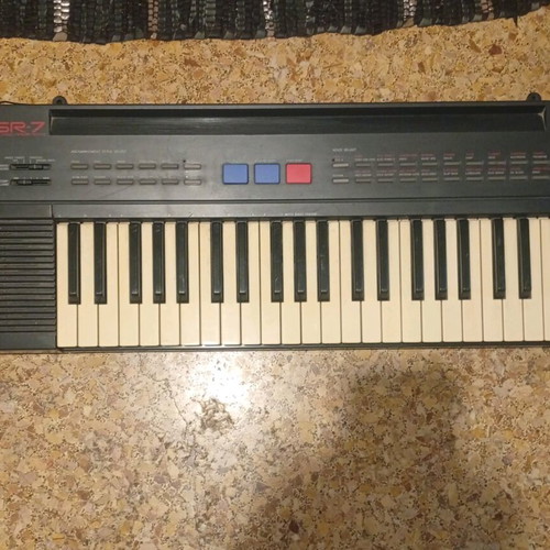 Yamaha PSR-7 420 like new, dual voices