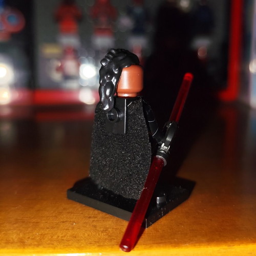 Third Sister (Inquisitor) figure like new, with double edged red lightsaber