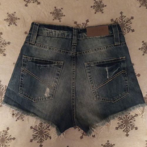 Pink Woman high-waisted denim shorts, size 34, blue