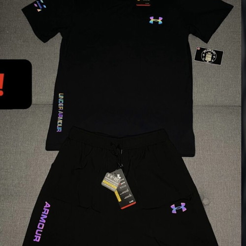 Under Armour sportswear set new, size M fits S, black