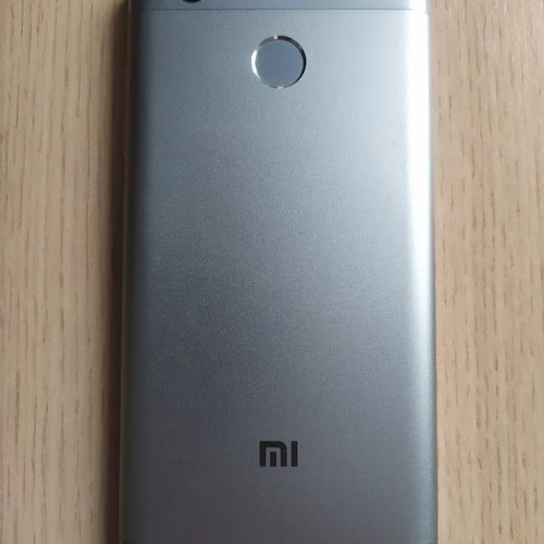 Mi Redmi 3s Prime 2016 употребяван, отлично състояние, колекционерски