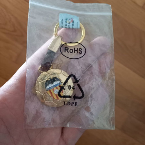 Valencia CF collectible keychain new, from Barcelona 2006