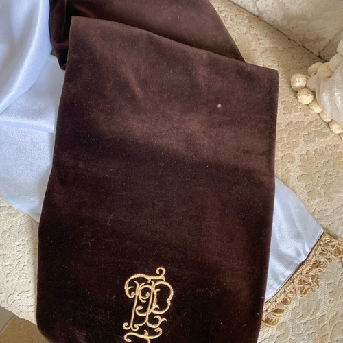 Luxury velvet double-sided table runner like new with gold monogram