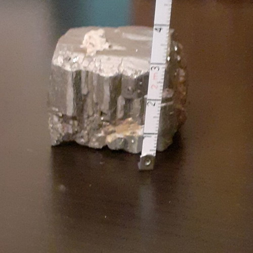 Mineral sample like new, 152 grams, metallic luster