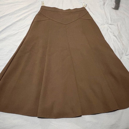 Under Ground skirt S like new