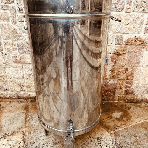 Stainless steel 140l oil tank with base and tap