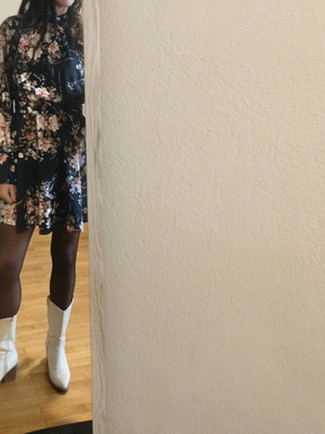 Short floral dress with open back Shein new