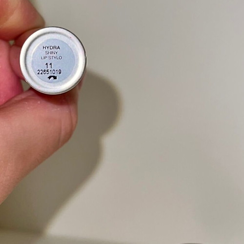 Kiko Milano Shiny Lip Stylo lipstick used once