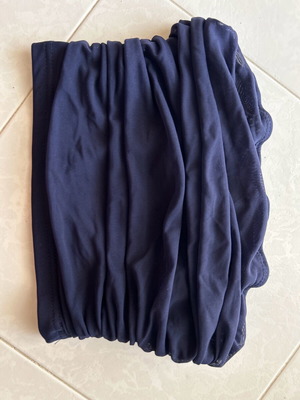 Strapless top like new, navy blue with ruching