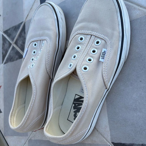Vans beige size 38 like new without laces