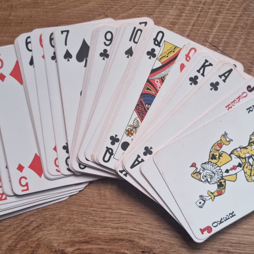 Olympiakos playing cards like new from magazine