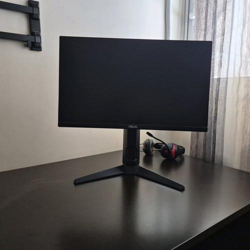 Asus TUF Gaming VG249QL3A 24” IPS 180Hz monitor like new