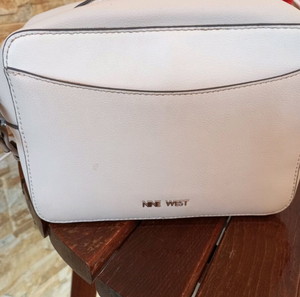 Nine West τσαντα