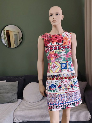 Desigual dress new, floral, size 40