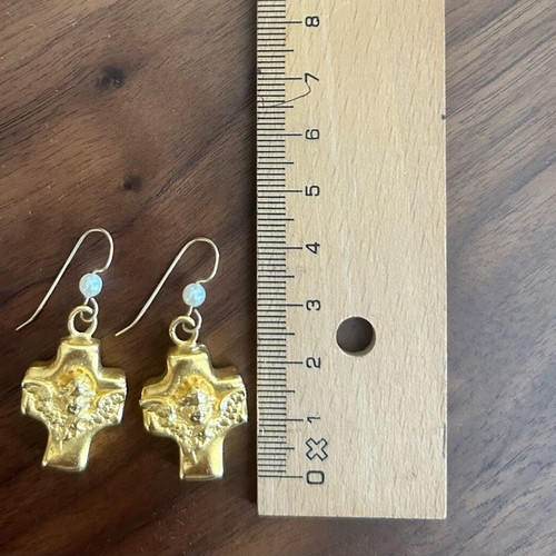 Vintage hanging earrings like new with cross and pearl