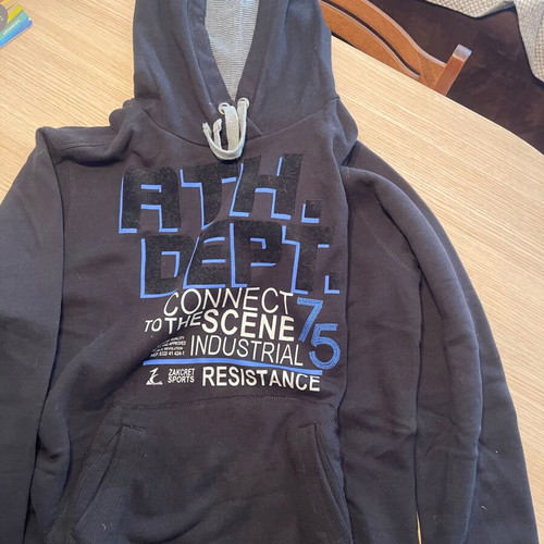 Zackret sports sweatshirt like new, size L, black