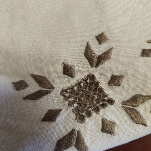 Handmade tablecloth Lefkada 165 cm diameter like new