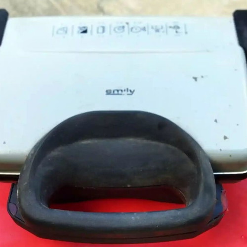 Emily Grill Electric 1600W Used