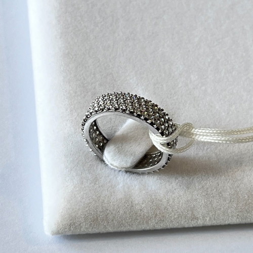 Vogue .925 Solid Silver Ring new, platinum plated with zirconia