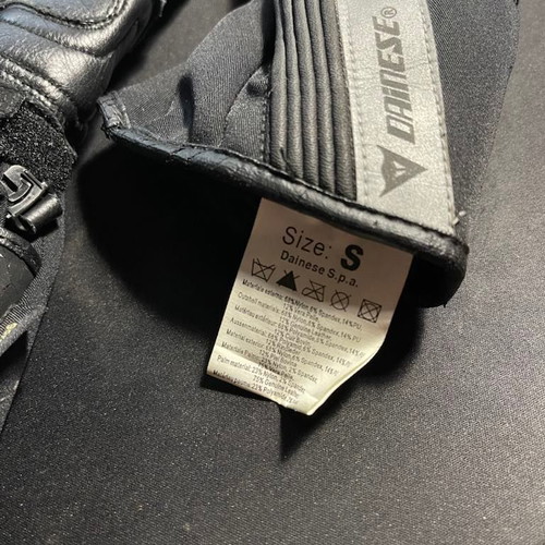 Dainese Gore-tex winter gloves Small like new