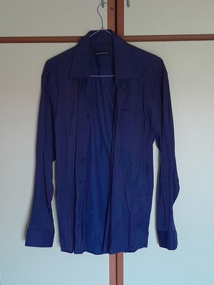 Men's dress shirt like new, size L, black and blue