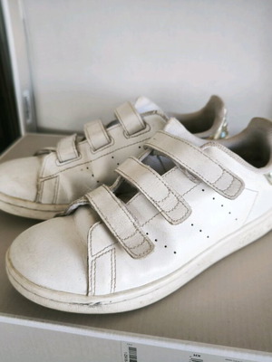 Adidas Stan Smith sneakers used girls size 34 white with silver detail