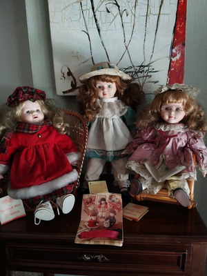 Vintage porcelain dolls used, pack of 3, 90s collection
