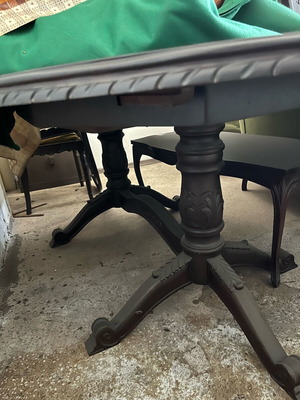 Dining table in heavy African wood like new