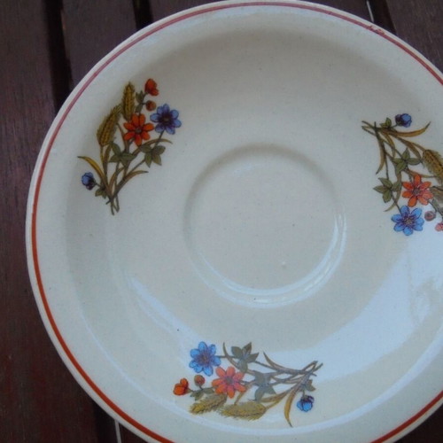 Vintage coffee cup like new, made in Romania