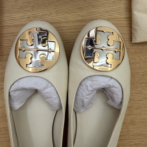 Tory Burch Claire leather ballet flats like new, size 36.5, ivory