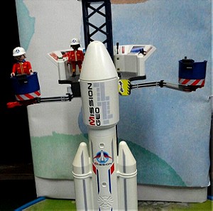 Playmobil  Διαστημικός Πύραυλος Με Βάση Εκτόξευσης