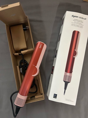 Dyson Airstrait hair straightener brand new