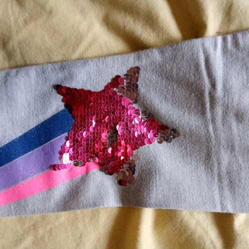 Grey leggings with sequined star on knees, like new, age 5