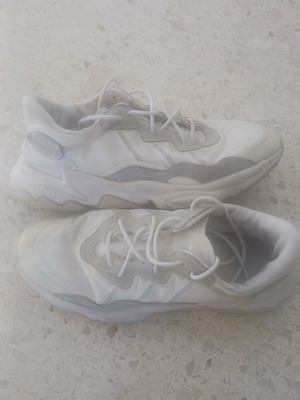 Adidas Onweekgo sneakers size 46 used, white
