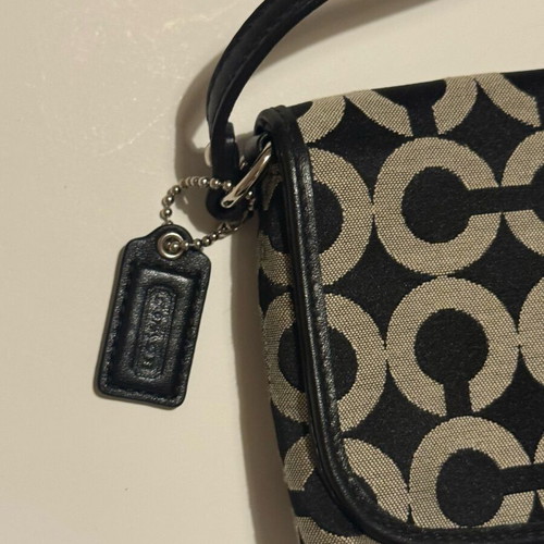 Coach Kristin Black Gray Op Art Signature wristlet bag like new
