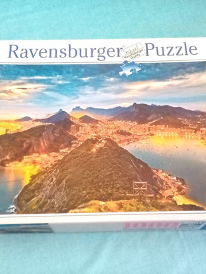 Ravensburger 1000-Piece Puzzle like new